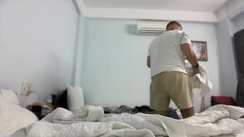 Snapshot of sexual_sbotage chatting on 03-12-26, 02:45 Max Leman online show from 03-12-26, 02:45