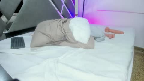 Snapshot of sexxchubby chatting on 03-10-26, 10:48 sexxchubby online show from 03-10-26, 10:48