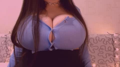 Julia online show from 12-19-25, 01:29
