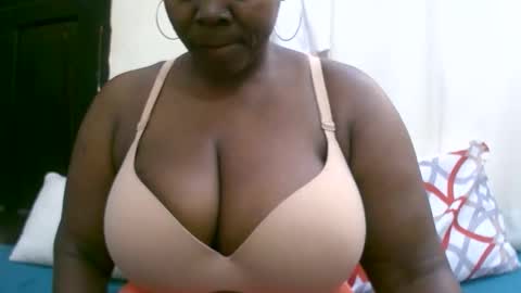 sexxi_ebony online show from 09-28-25, 01:16