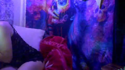 Leeah CloudZzz online show from 07-27-26, 06:04