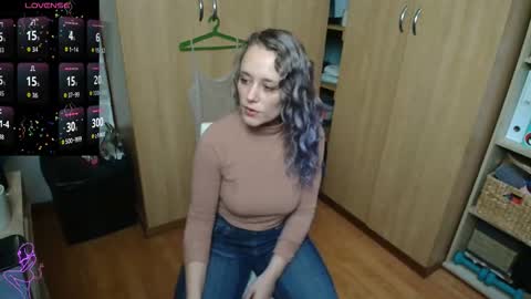 sexxxycrystali online show from 09-12-25, 09:20