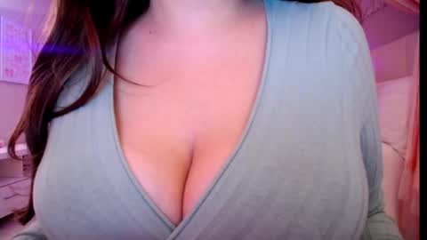 Snapshot of sexxxyprincess chatting on 09-14-25, 02:33 Princess online show from 09-14-25, 02:33