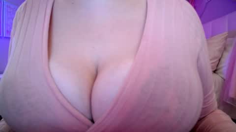 Snapshot of sexxxyprincess chatting on 11-24-25, 02:33 Princess online show from 11-24-25, 02:33