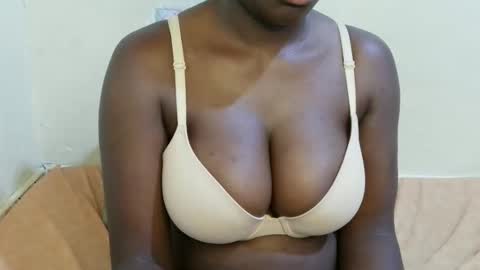 sexxy_maya1 online show from 04-03-26, 06:22