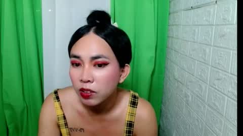 Snapshot of sexxywild_asiants4uxxx chatting on 06-12-26, 12:31 Jessica online show from 06-12-26, 12:31