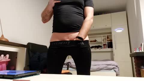 Snapshot of sexy30031986 chatting on 01-16-25, 06:46 sexy30031986 online show from 01-16-25, 06:46