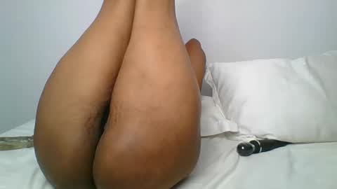 Snapshot of sexy__rhian chatting on 02-22-25, 07:56 sexy rhian online show from 02-22-25, 07:56