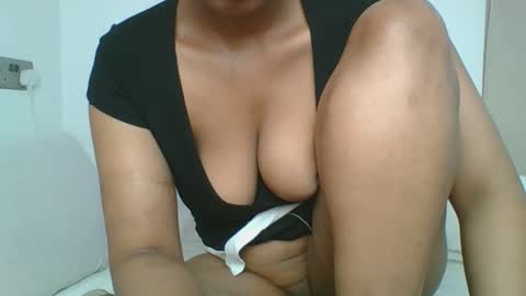 Snapshot of sexy__rhian chatting on 02-01-26, 07:51 sexy rhian online show from 02-01-26, 07:51