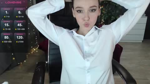 Alexia online show from 09-27-25, 04:45