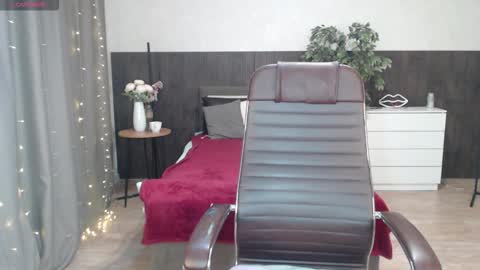 Alexia online show from 10-30-25, 11:00