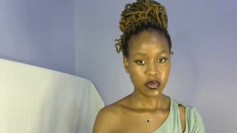 Snapshot of sexy_b7 chatting on 09-30-25, 08:58 kiki online show from 09-30-25, 08:58