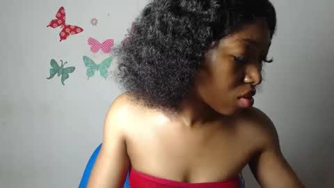 Snapshot of sexy_bluey247 chatting on 01-11-26, 08:25 sexy_bluey247 online show from 01-11-26, 08:25