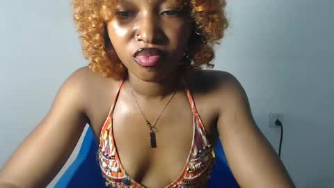 sexy_bluey247 online show from 04-13-26, 05:29