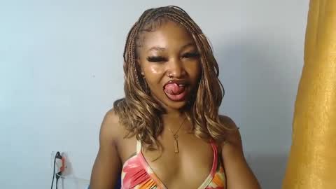 sexy_bluey247 online show from 05-13-26, 06:11