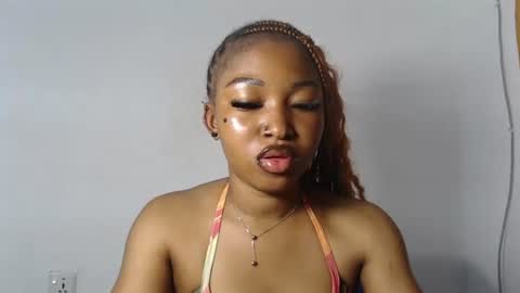 sexy_bluey247 online show from 06-25-26, 05:07