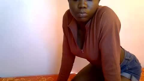 Snapshot of sexy_celeh chatting on 07-06-26, 12:02 sexy_celeh online show from 07-06-26, 12:02