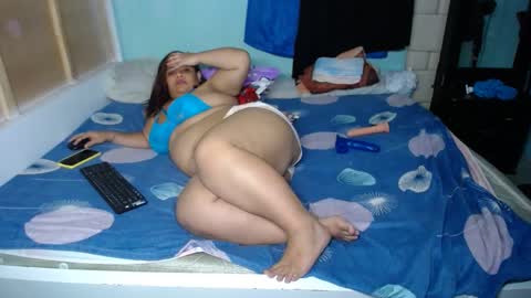 sexy_charlotte22 online show from 12-24-24, 06:00