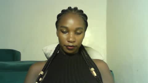 sexy_chocoy05 online show from 04-29-26, 07:42