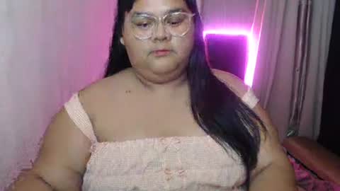 Snapshot of sexy_devotion chatting on 05-31-26, 01:29 ALFREA online show from 05-31-26, 01:29