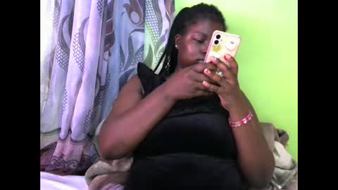 Snapshot of sexy_divana chatting on 01-14-25, 06:02 sexy_divana online show from 01-14-25, 06:02