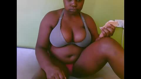 Snapshot of sexy_divana chatting on 02-21-25, 10:39 sexy_divana online show from 02-21-25, 10:39