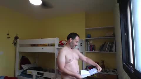 Snapshot of sexy_don40 chatting on 11-04-25, 08:35 sexy_don40 online show from 11-04-25, 08:35