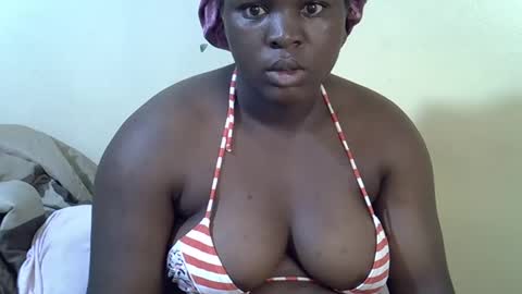 Snapshot of sexy_ebony20 chatting on 02-15-25, 09:05 ebony online show from 02-15-25, 09:05