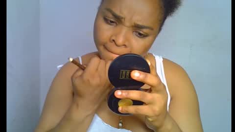 Snapshot of sexy_ebonygirl_ chatting on 09-21-25, 08:43 Clara online show from 09-21-25, 08:43