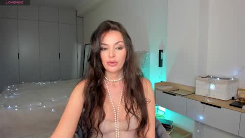 Snapshot of sexy_ev3lin chatting on 11-15-25, 10:34 Sexy Ev3lin online show from 11-15-25, 10:34