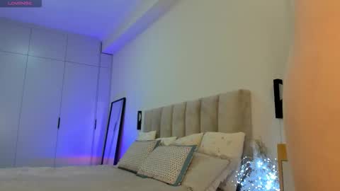 Snapshot of sexy_ev3lin chatting on 11-27-25, 04:53 Sexy Ev3lin online show from 11-27-25, 04:53