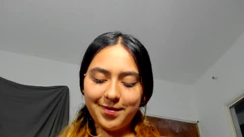 Antonella online show from 12-13-24, 05:05