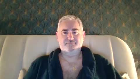 Antonio online show from 04-25-26, 05:21