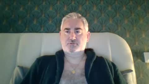 Antonio online show from 05-06-26, 06:19