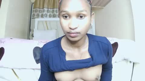 Snapshot of sexy_joyline chatting on 06-05-26, 01:45 joy online show from 06-05-26, 01:45
