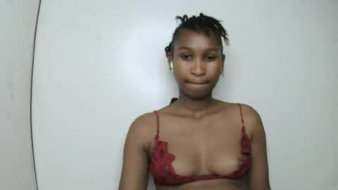 Snapshot of sexy_joyline chatting on 06-23-26, 12:47 joy online show from 06-23-26, 12:47