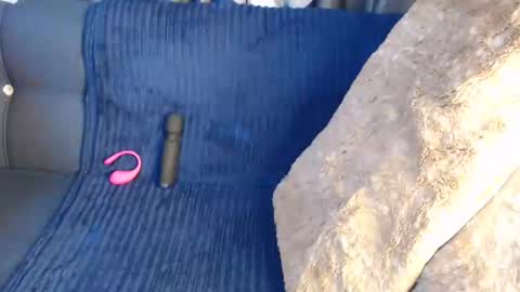 Snapshot of sexy_larisa chatting on 12-20-24, 06:45 larisa online show from 12-20-24, 06:45