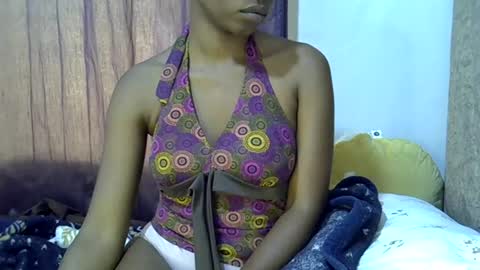 Snapshot of sexy_leila3 chatting on 06-18-26, 10:41 kayla online show from 06-18-26, 10:41