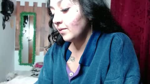 sexy lolas online show from 01-08-25, 11:19