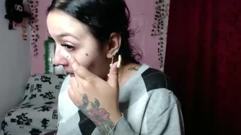 sexy lolas online show from 03-03-25, 02:04