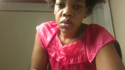 sexy_lyna online show from 11-02-25, 04:15