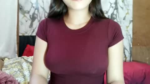 Maisie online show from 07-10-26, 02:49