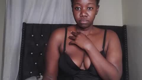 Snapshot of sexy_melanin11 chatting on 09-22-25, 03:30 sexy_melanin11 online show from 09-22-25, 03:30
