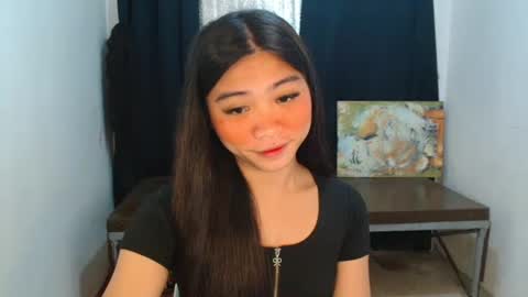 mika online show from 09-08-25, 02:38