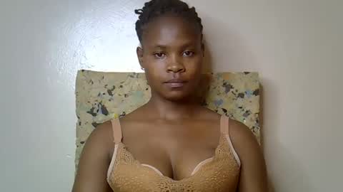 Molyne online show from 04-27-26, 11:19