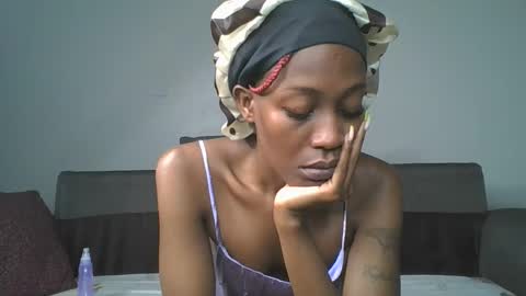 SEXY MOMAH online show from 05-23-26, 06:29