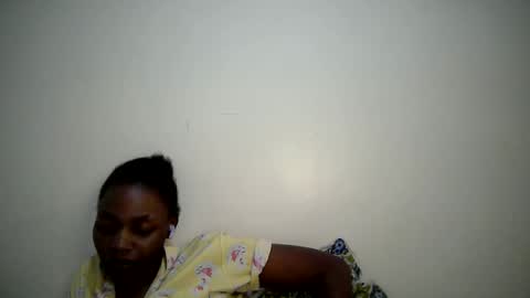 sexy_muna2 online show from 03-19-26, 12:36