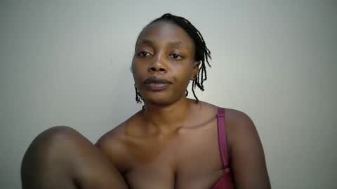 sexy_muna2 online show from 03-19-26, 10:36