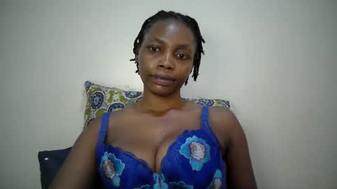 sexy_muna2 online show from 04-06-26, 08:54