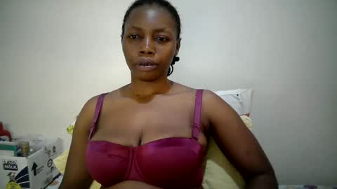 sexy_muna2 online show from 07-02-26, 11:11